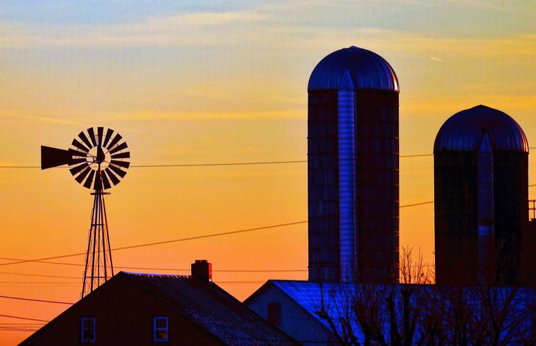 Viewfinder-Windmill Sunset