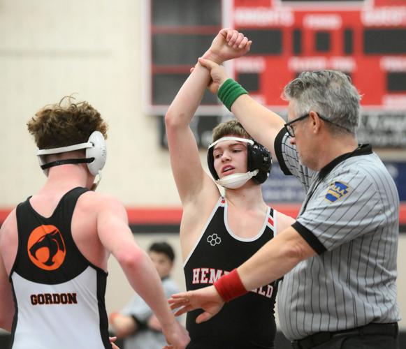District 3 3A boys sectional wrestling